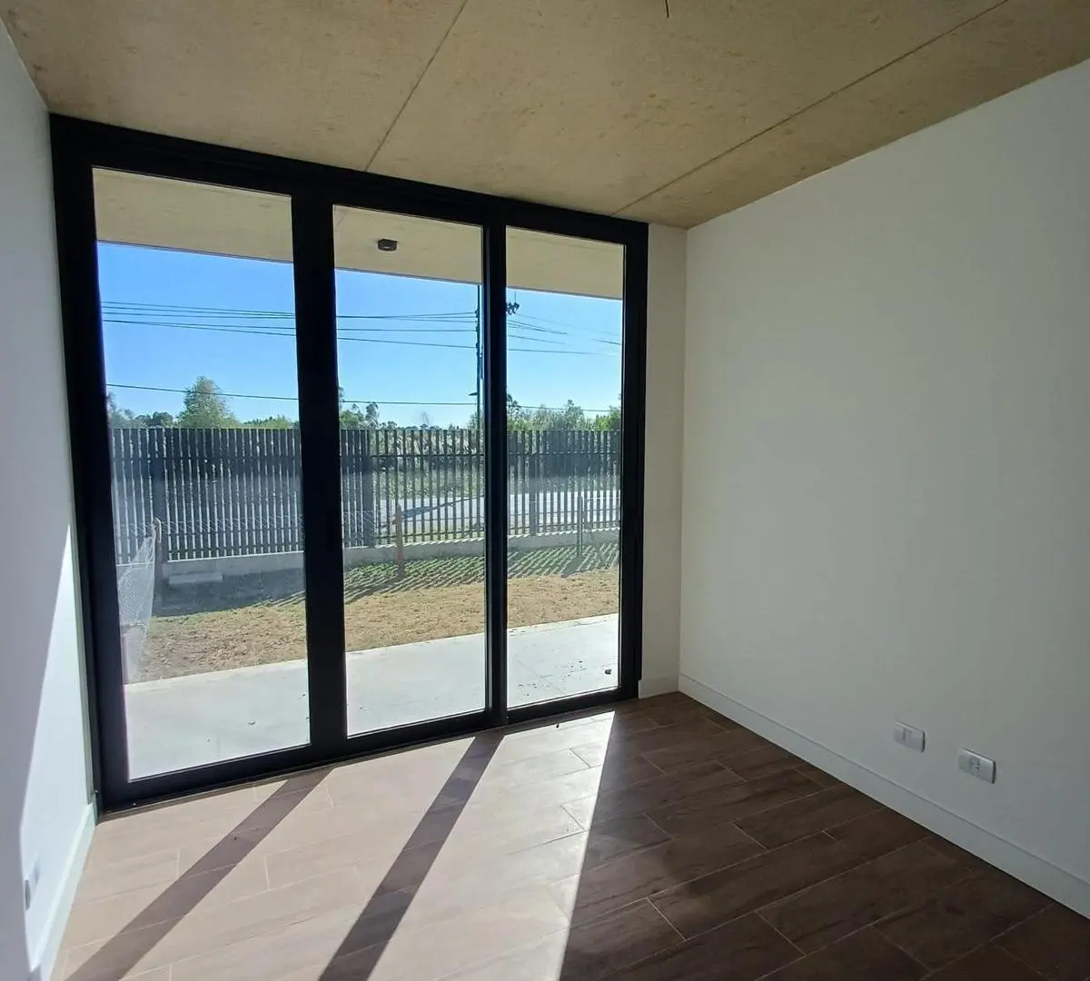 Departamento 2 amb en alquiler con jardín en Terrazas de Santa María 4