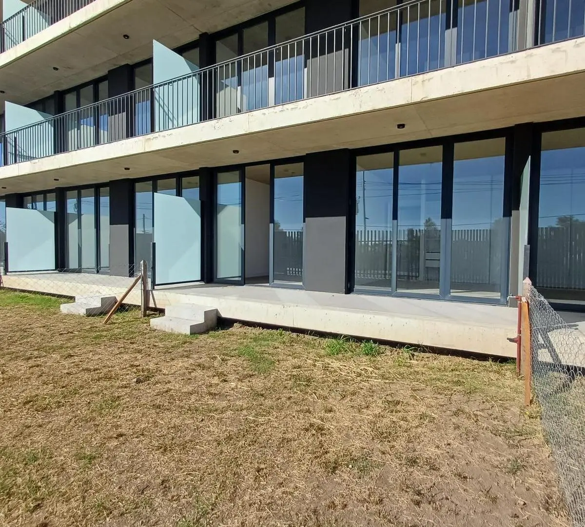 Departamento 2 amb en alquiler con jardín en Terrazas de Santa María 5