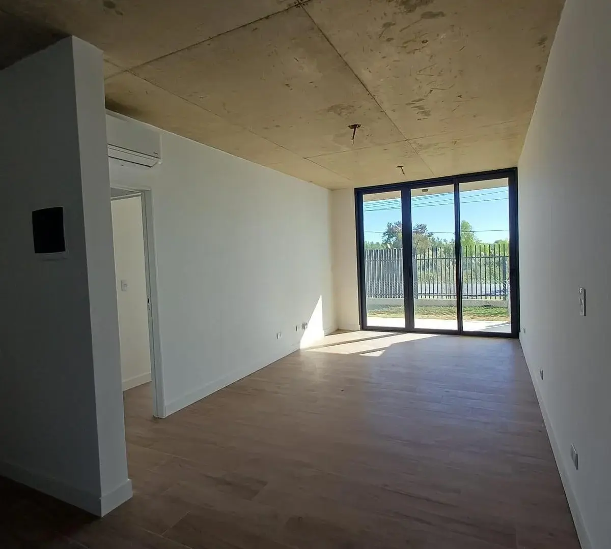 Departamento 2 amb en alquiler con jardín en Terrazas de Santa María 2
