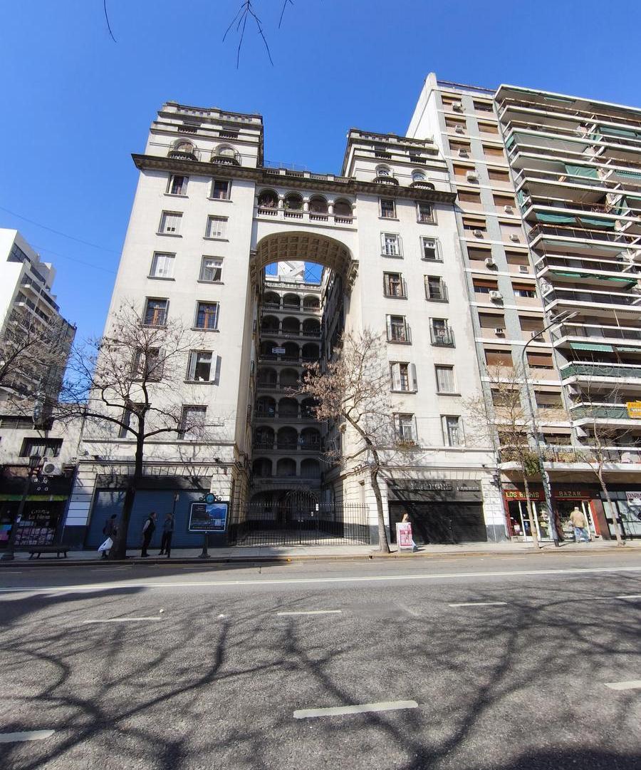 Foto de 3 ambientes al frente en Edificio del Arco - Monserrat, imagen 2