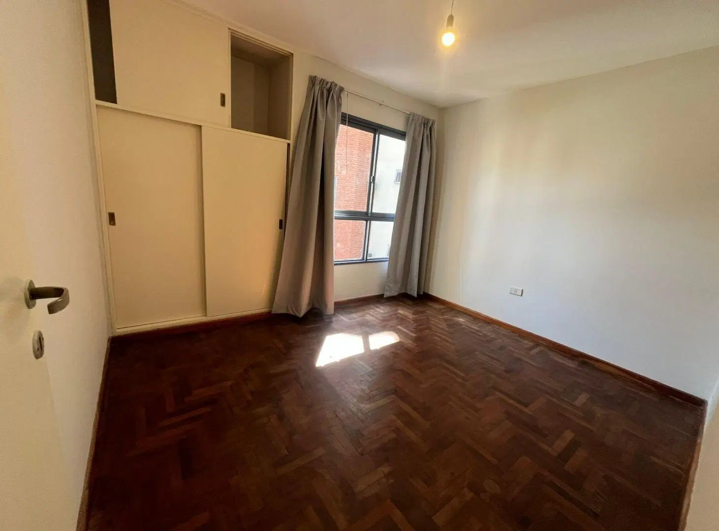 Departamento en Alberdi 4