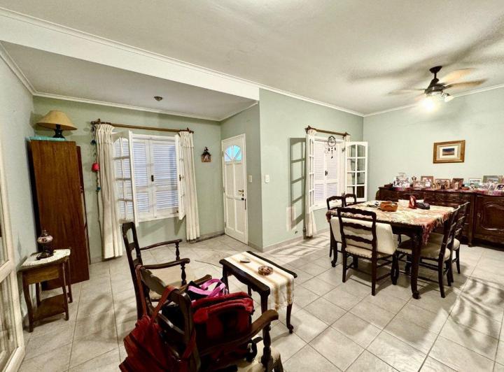 VENTA/CASA/DOS DORMITORIOS/SERVICIOS/RAFAELA 2