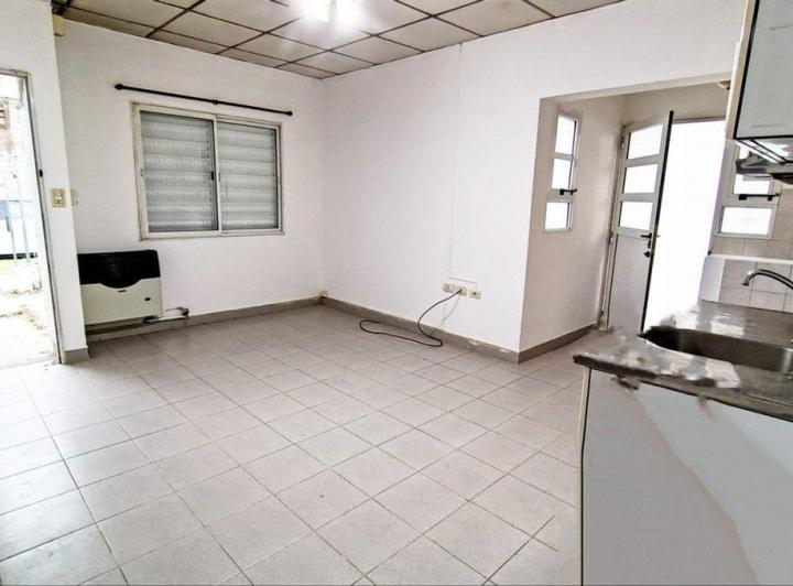 VENTA/ CASA / SERVICIOS / VILLA DOMINGA 2