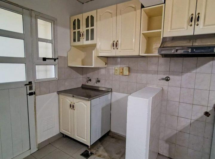 VENTA/ CASA / SERVICIOS / VILLA DOMINGA 5