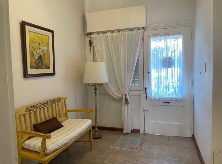 VENTA/CASA 3 DORMITORIOS/PILETA/SOBRE AVENIDA 3