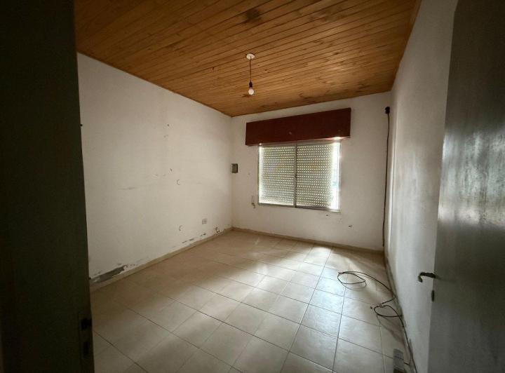CASA Y DEPARTAMENTO INTERNO. 4