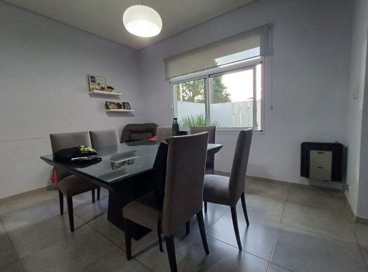 VENTA/CASA/3 DORM/PILETA/APTA CREDITO/Bo.PIZZURNO 4