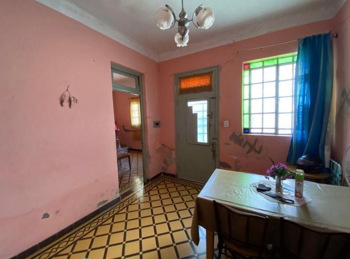 CASA/3 DORMITORIOS/ COCHERA/PATIO. 1