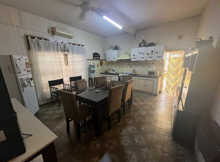 VENTA/CASA EN ESQUINA/B°30 DE OCTUBRE/APTA CREDITO 1