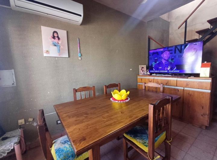 VENTA CASA 3 DORMITORIOS/SERVICIOS/APTA CREDITO 3
