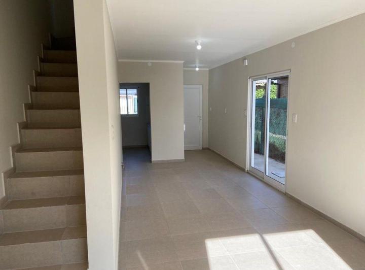 ALQUILER/DEPARTAMENTO/DUPLEX/RAFAELA 3
