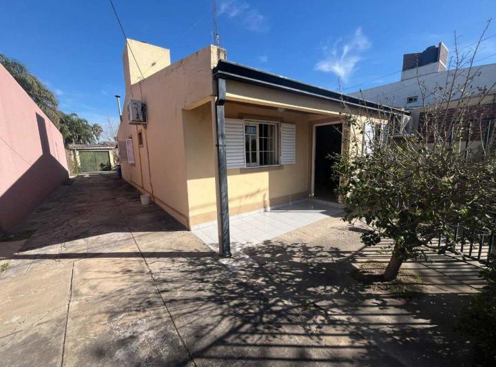 VENTA/CASA/B° PIZZURNO/2 DORMITORIOS/APTA CREDITO 2