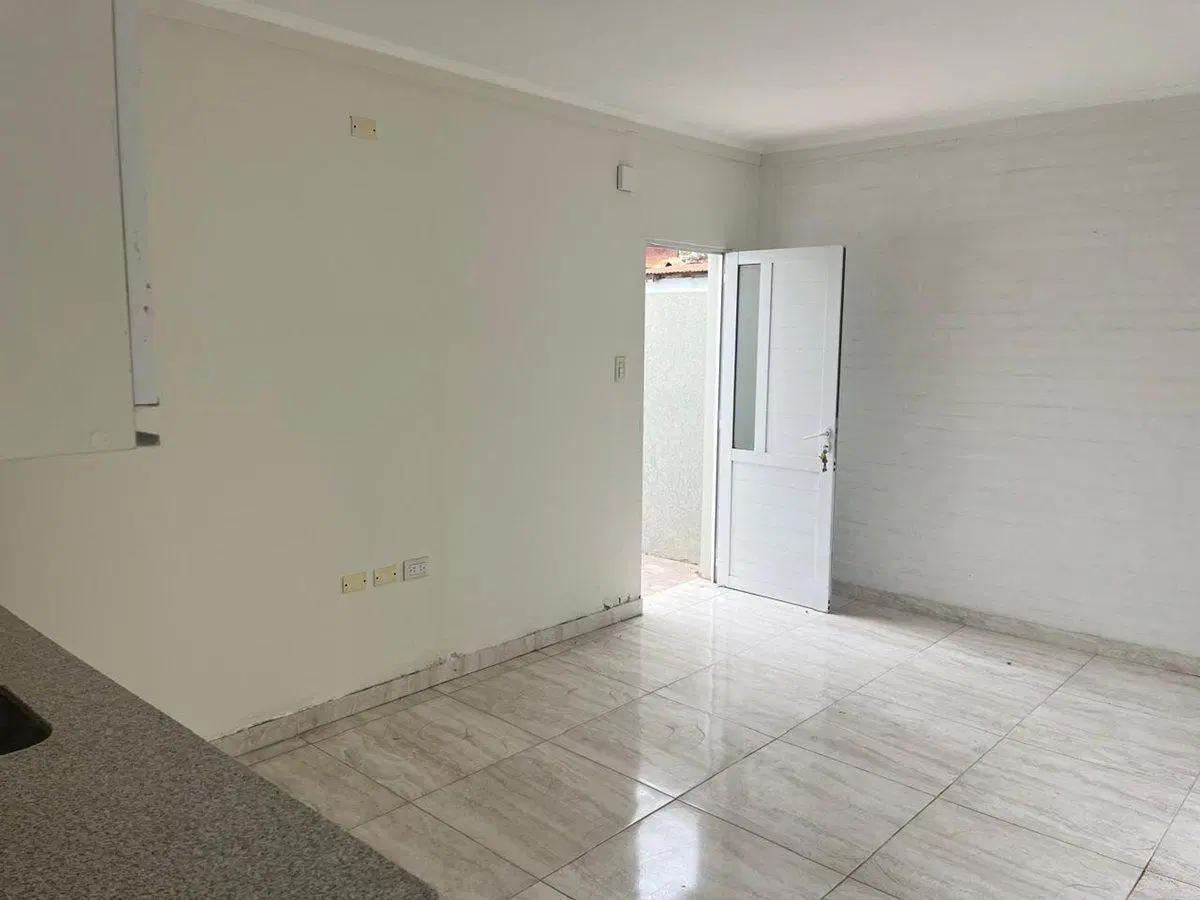 VENTA DE DEPARTAMENTO CON PATIO/apto credito 3