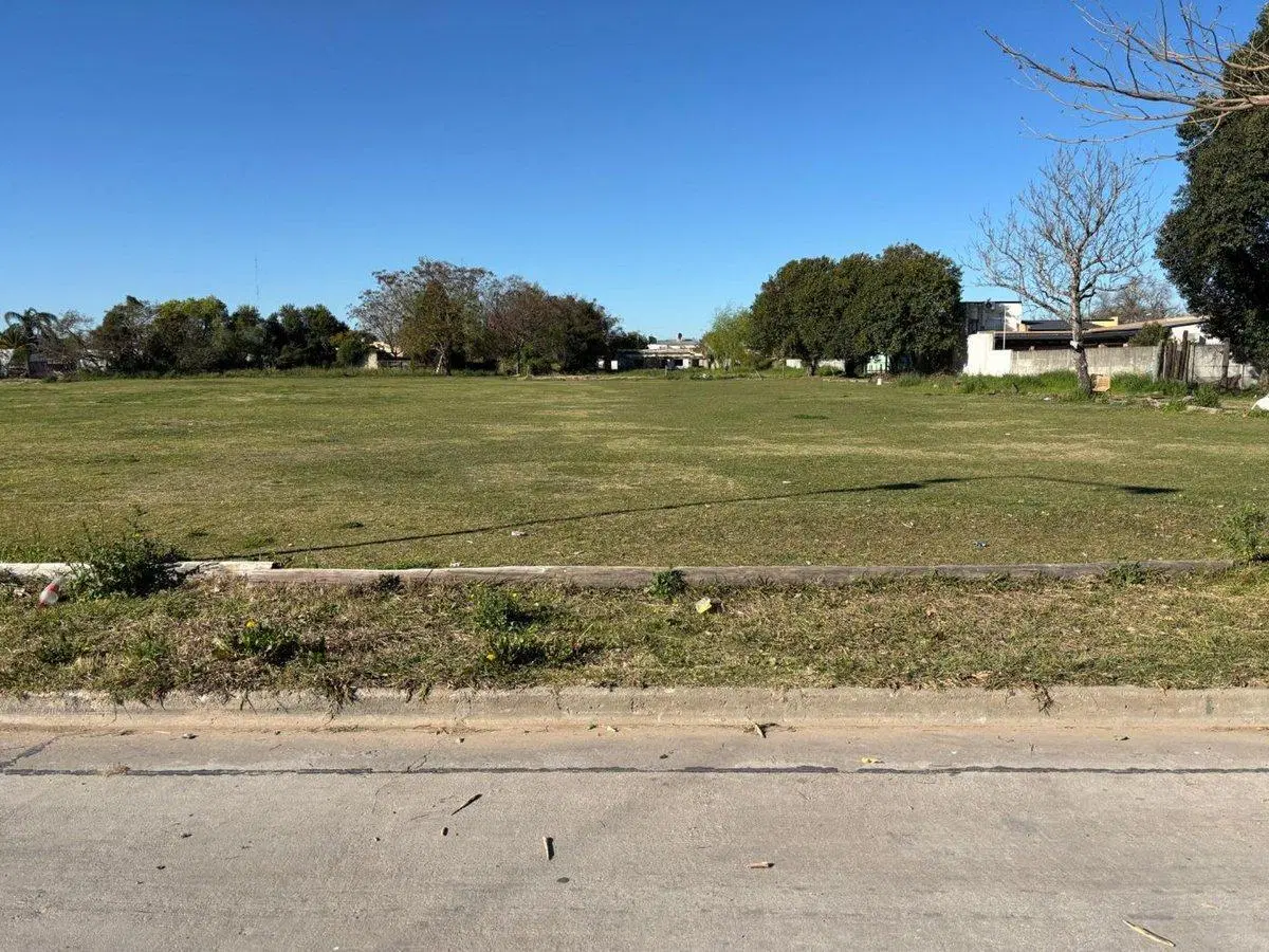 VENTA / TERRENO / LOTE / B° LOS NOGALES / RAFAELA 5