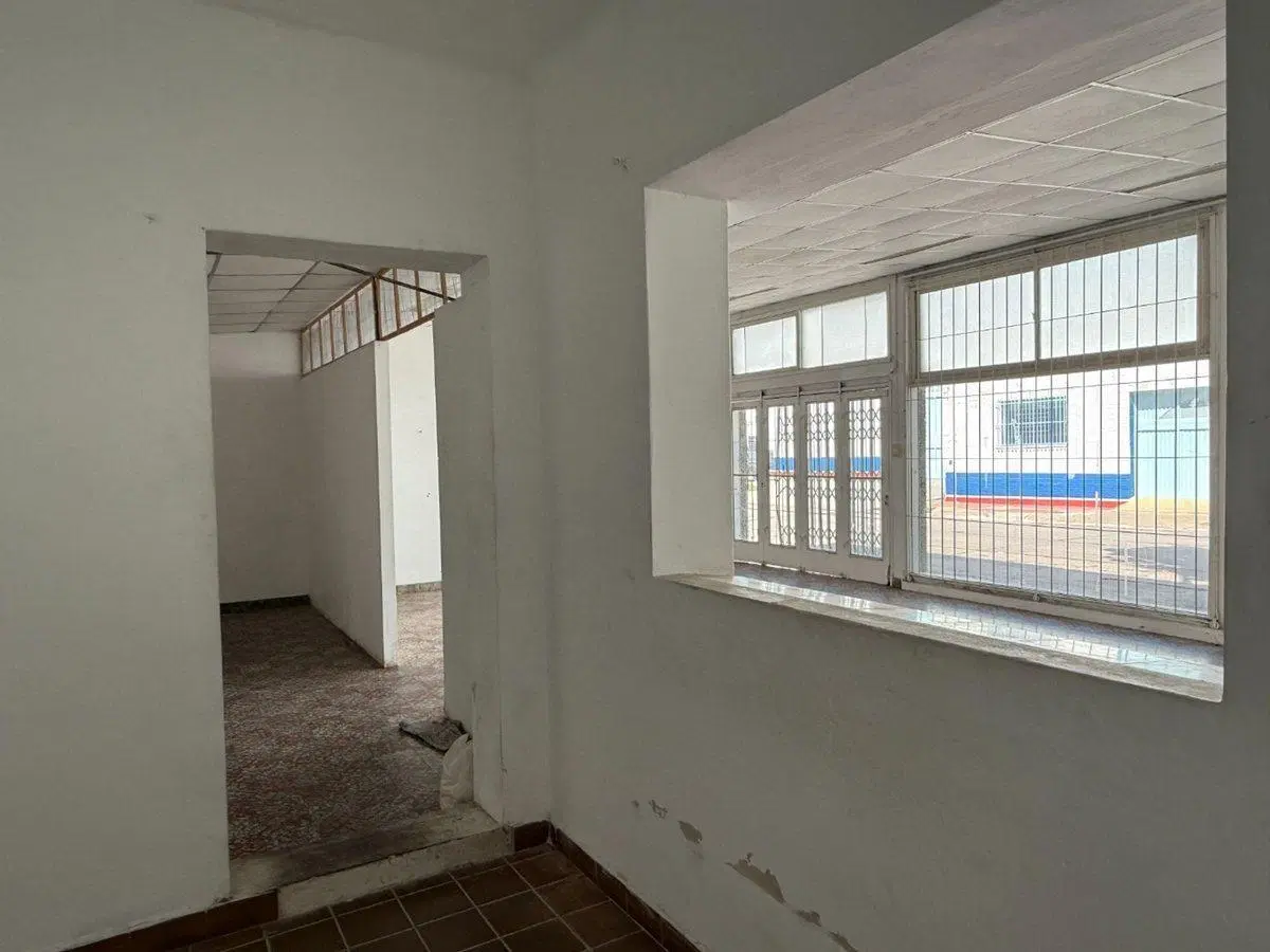 VENTA/LOCAL/DEPOSITO/RAFAELA 5