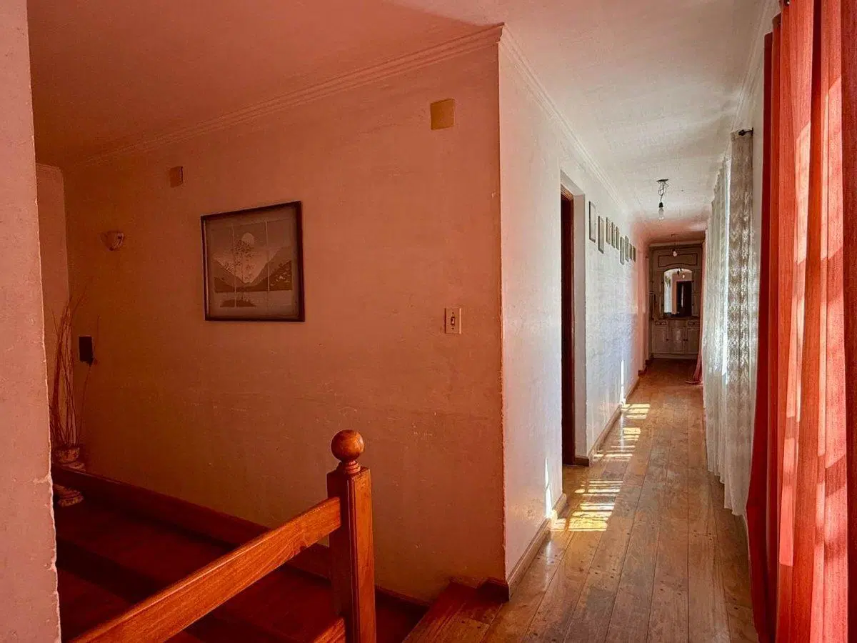 VENTA/CASA 4 DORMITORIO/CENTRO/RAFAELA 2