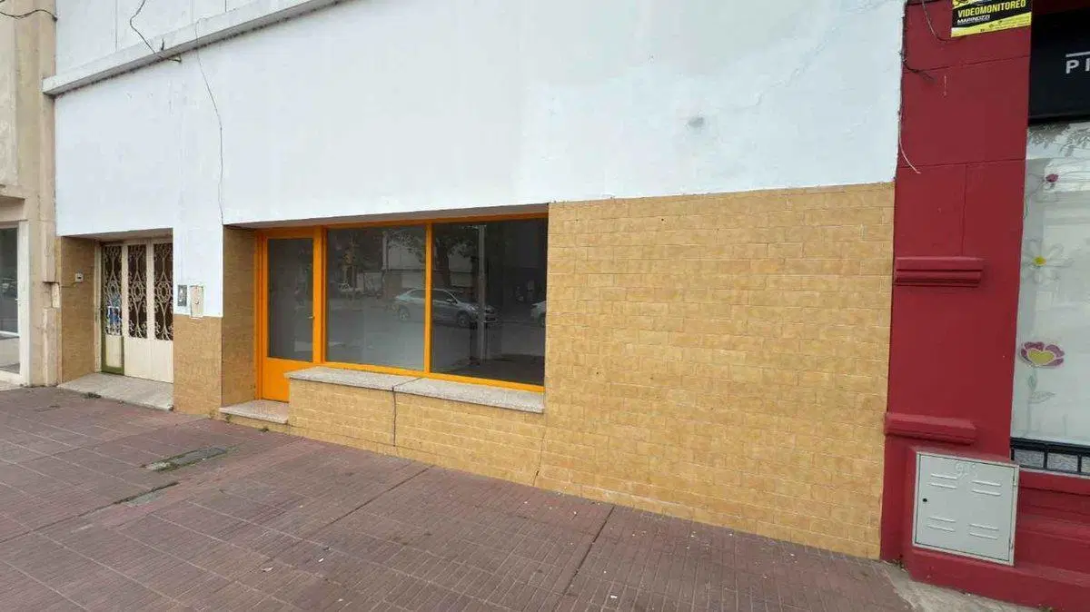 ALQUILER / LOCAL / AVENIDA MITRE 2