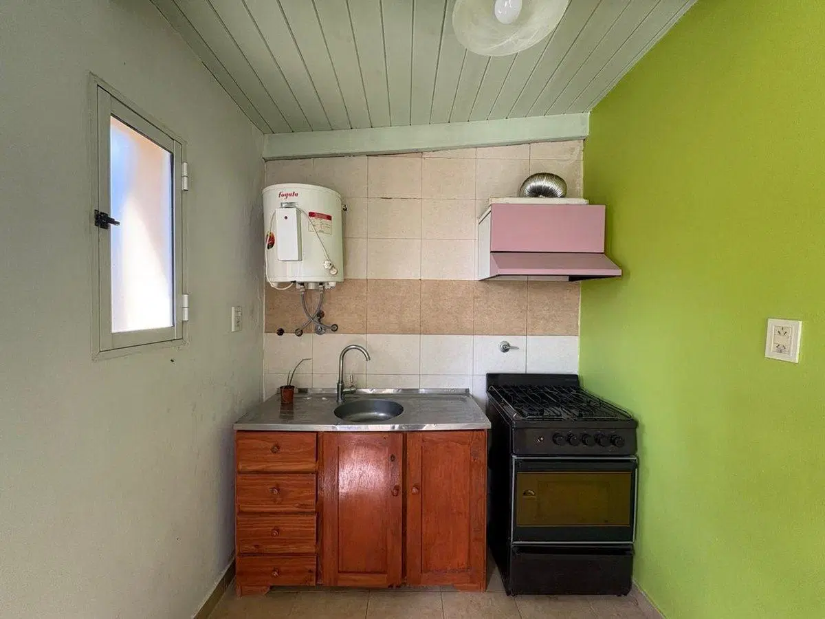 ALQUILER MONOAMBIENTE/CON TERRAZA AMPLIA 2
