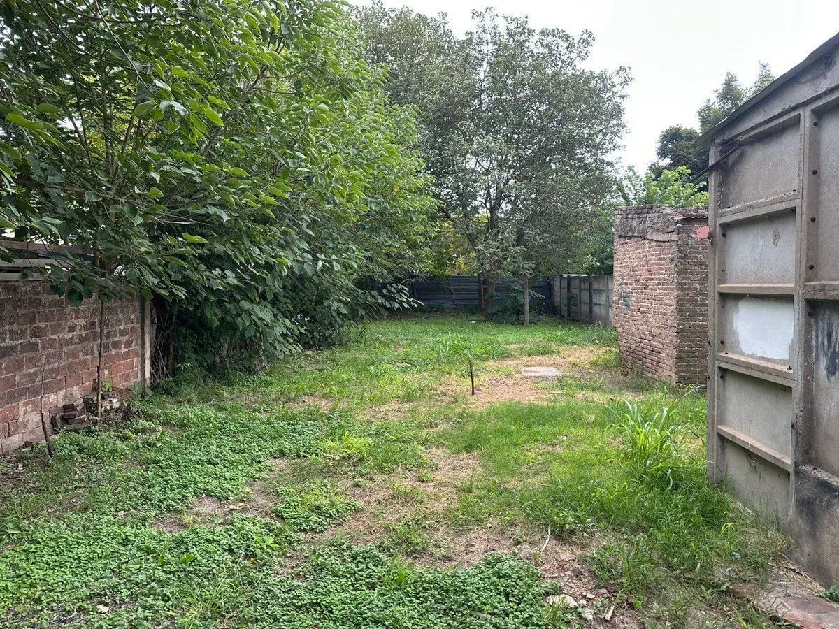 VENTA/CASA A RAFACCIONAR/AVENIDA/LEHMANN 2
