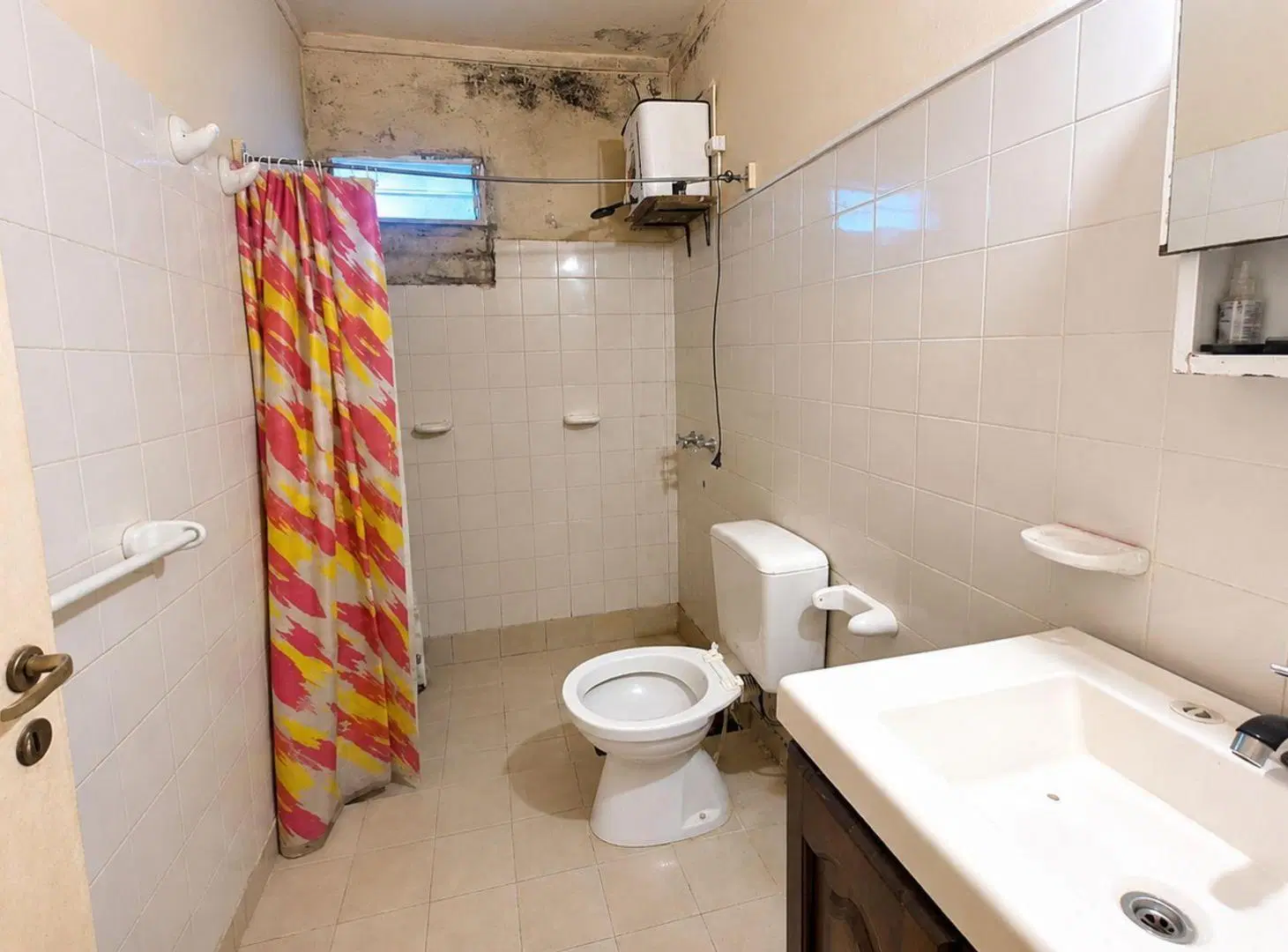 Oportunidad! CASA A PRECIO DE TERRENO 4