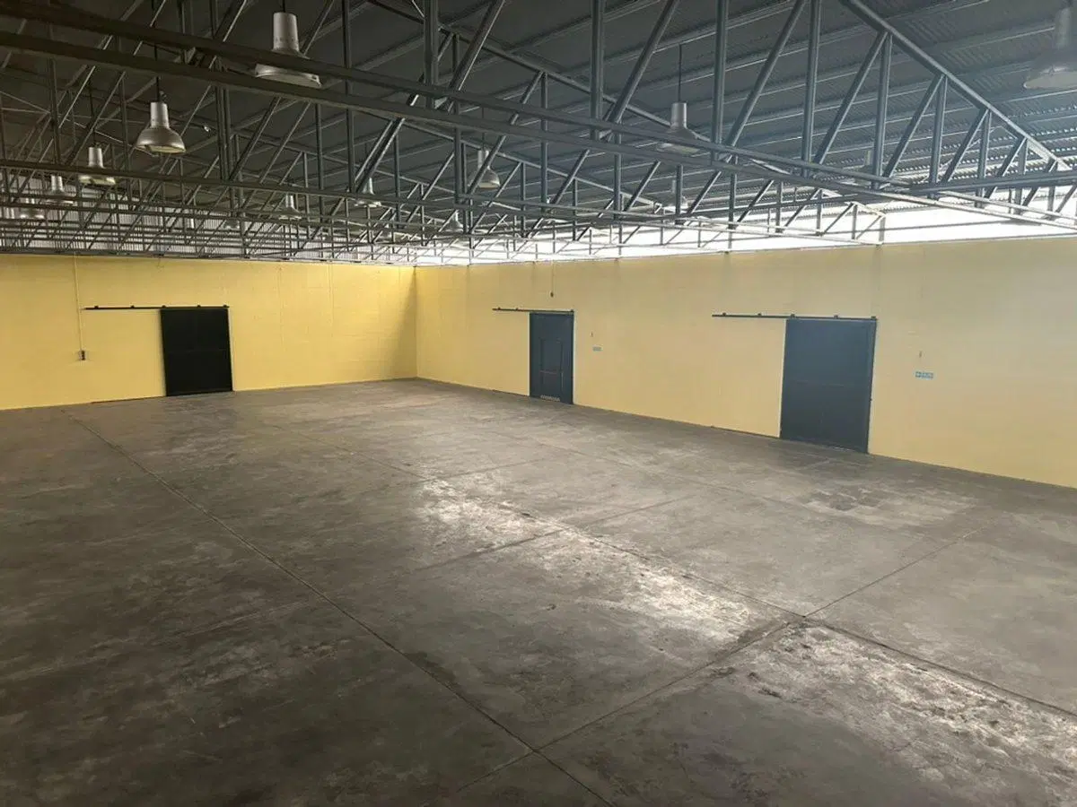 Alquiler galpón exclusivo en PAER Rafael 5