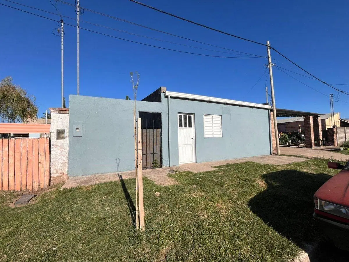 VENTA/CASA Y LOCAL/RAMONA 5