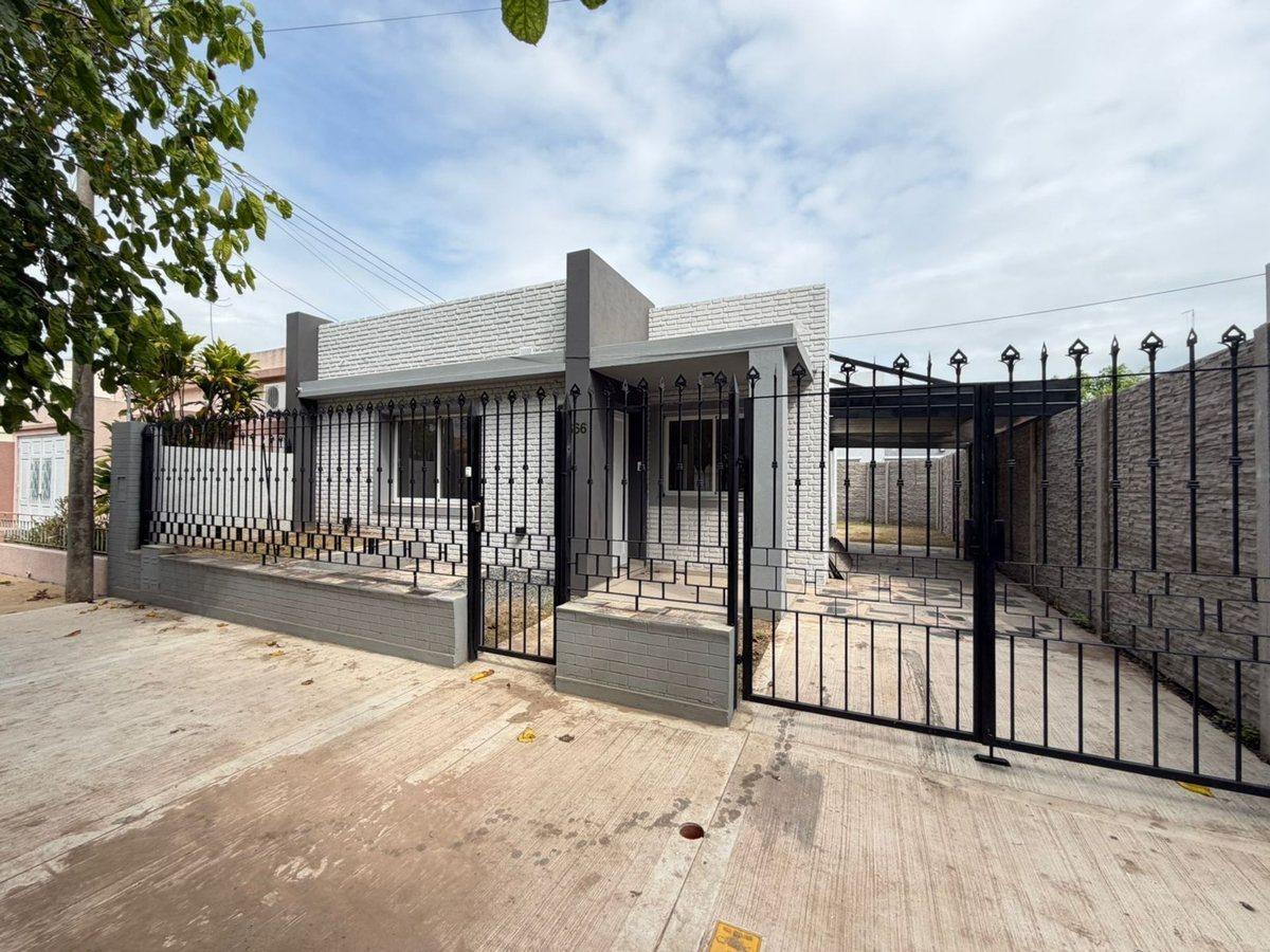 REMAX VENDE/CASA/PH/2 DORMIT/A ESTRENAR/B ALBERDI