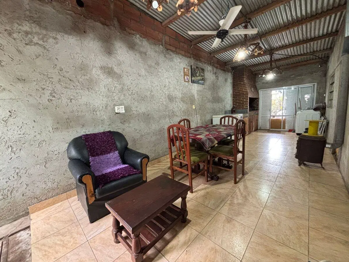 VENTA / CASA / 2 DORMITORIOS / RAFAELA 5