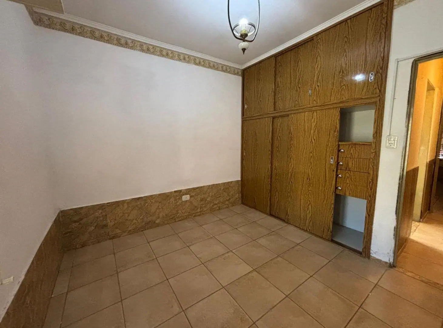 ALQUILER / CASA / 2 DORMITORIOS / B° JUAN DE GARAY 4