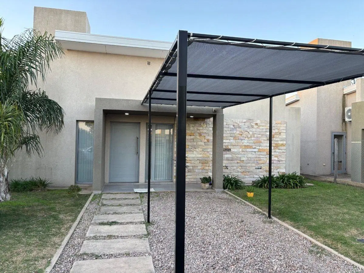 VENTA / CASA EN CIUDAD VERDE / SUNCHALES 2