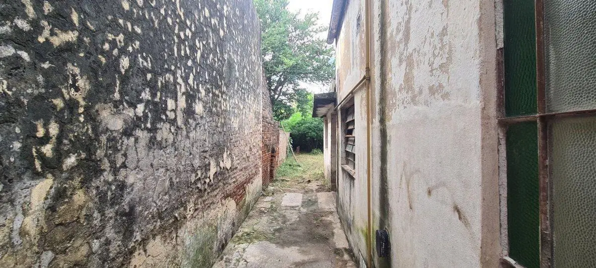 VENTA/CASA/ZONA CENTRICA/A REFACCIONAR 7