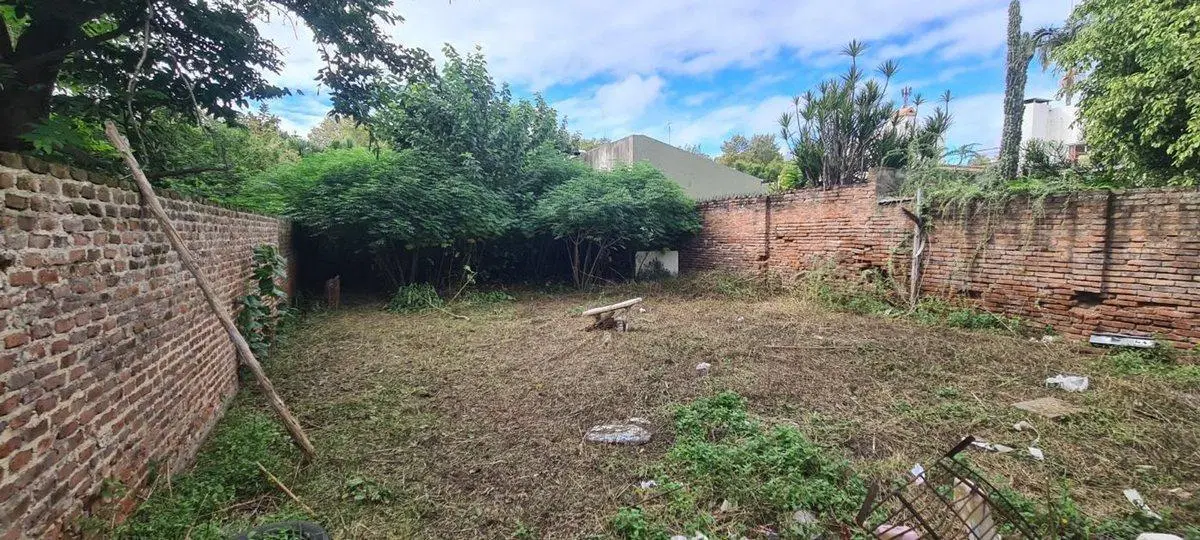 VENTA/CASA/ZONA CENTRICA/A REFACCIONAR 5