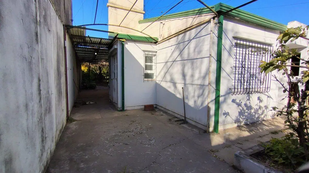 VENTA/ CASA / SERVICIOS / VILLA DOMINGA 3