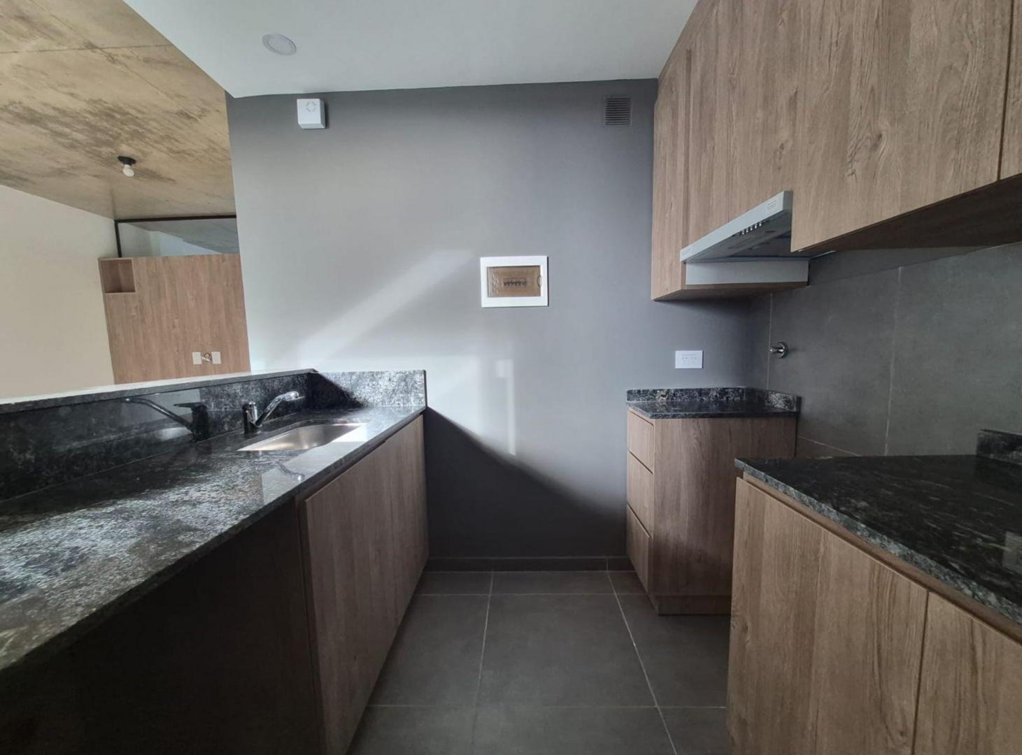 VENTA MODERNO DEPARTAMENTO/UN DORMITORIO/SERVICOS