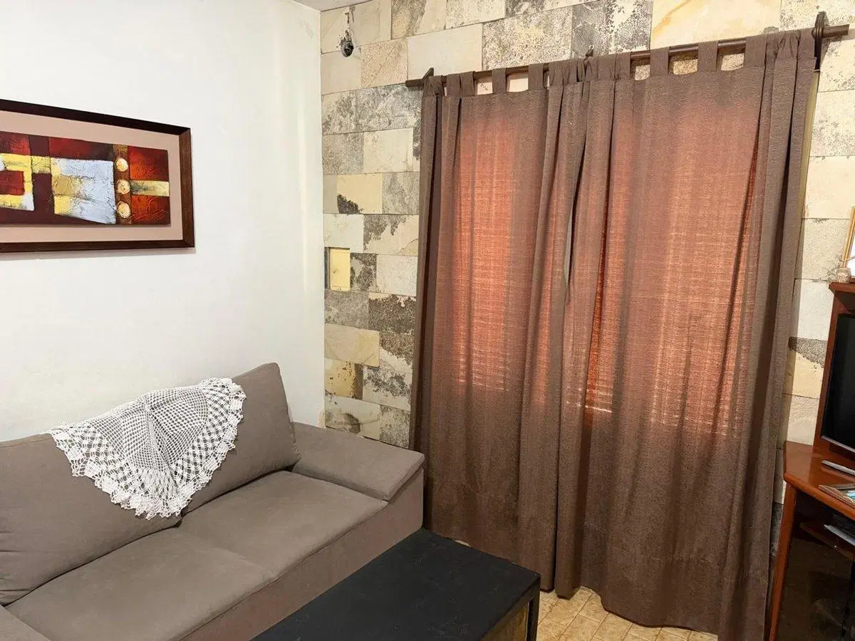 VENTA / VIVIENDA FAMILIAR Y LOCAL COMERCIAL 2