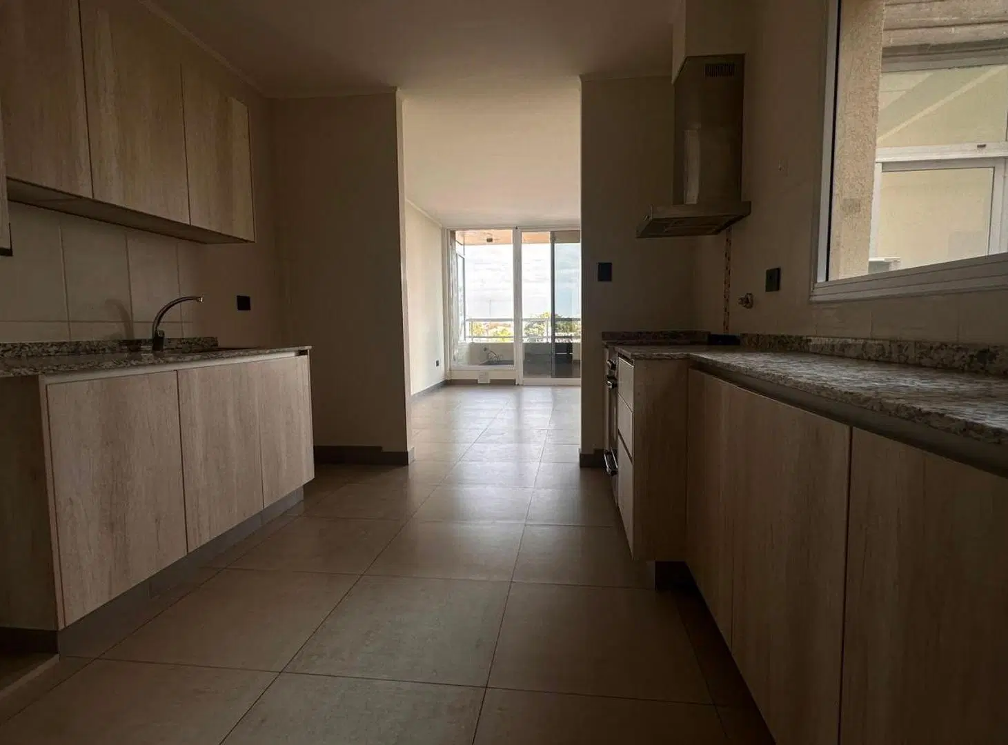 EN ALQUILER/ A ESTRENAR/ 2 DORM. CON COCHERA 3