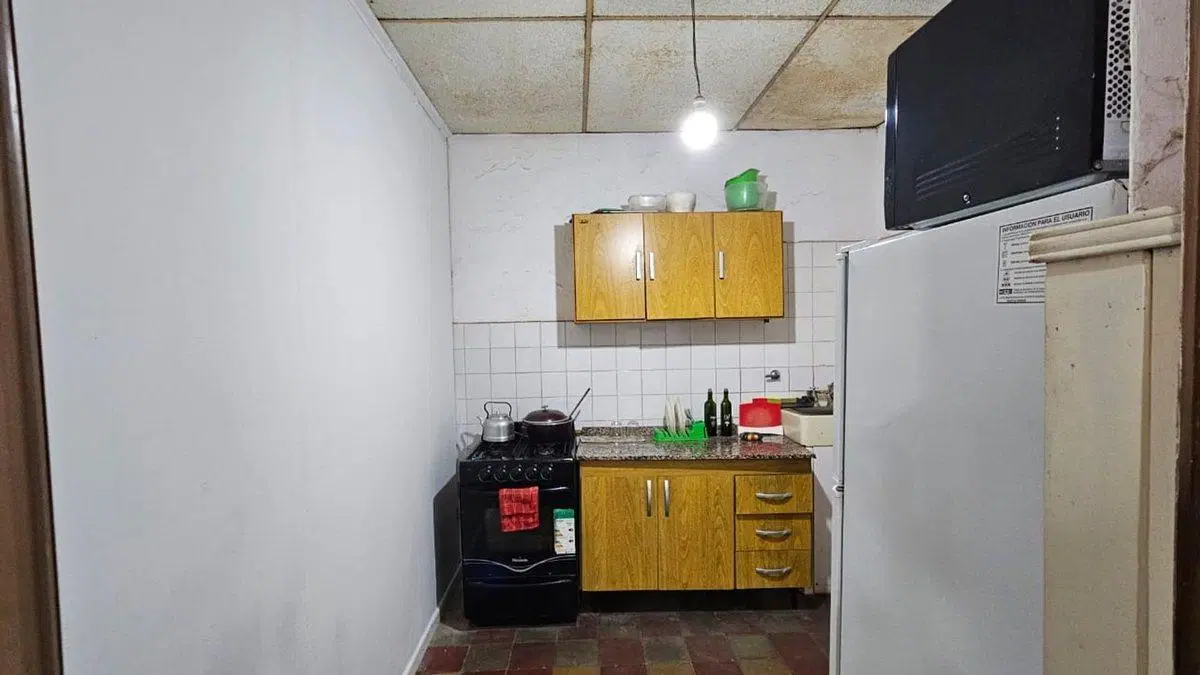 VENTA/CASA/ Bª 9 DE JULIO/CON SERVICIOS 4
