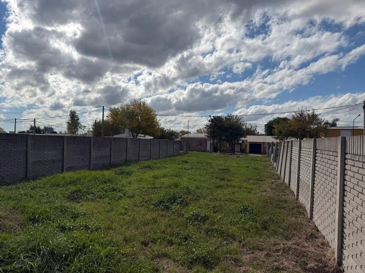 VENTA/ LOTE/ BARRIO MORA/ ORIENTACIÓN NORTE. 3
