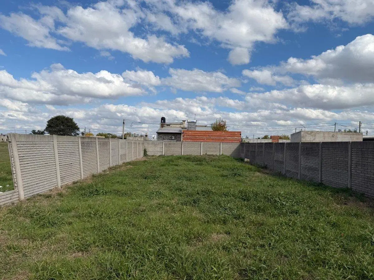 VENTA/ LOTE/ BARRIO MORA/ ORIENTACIÓN NORTE. 2