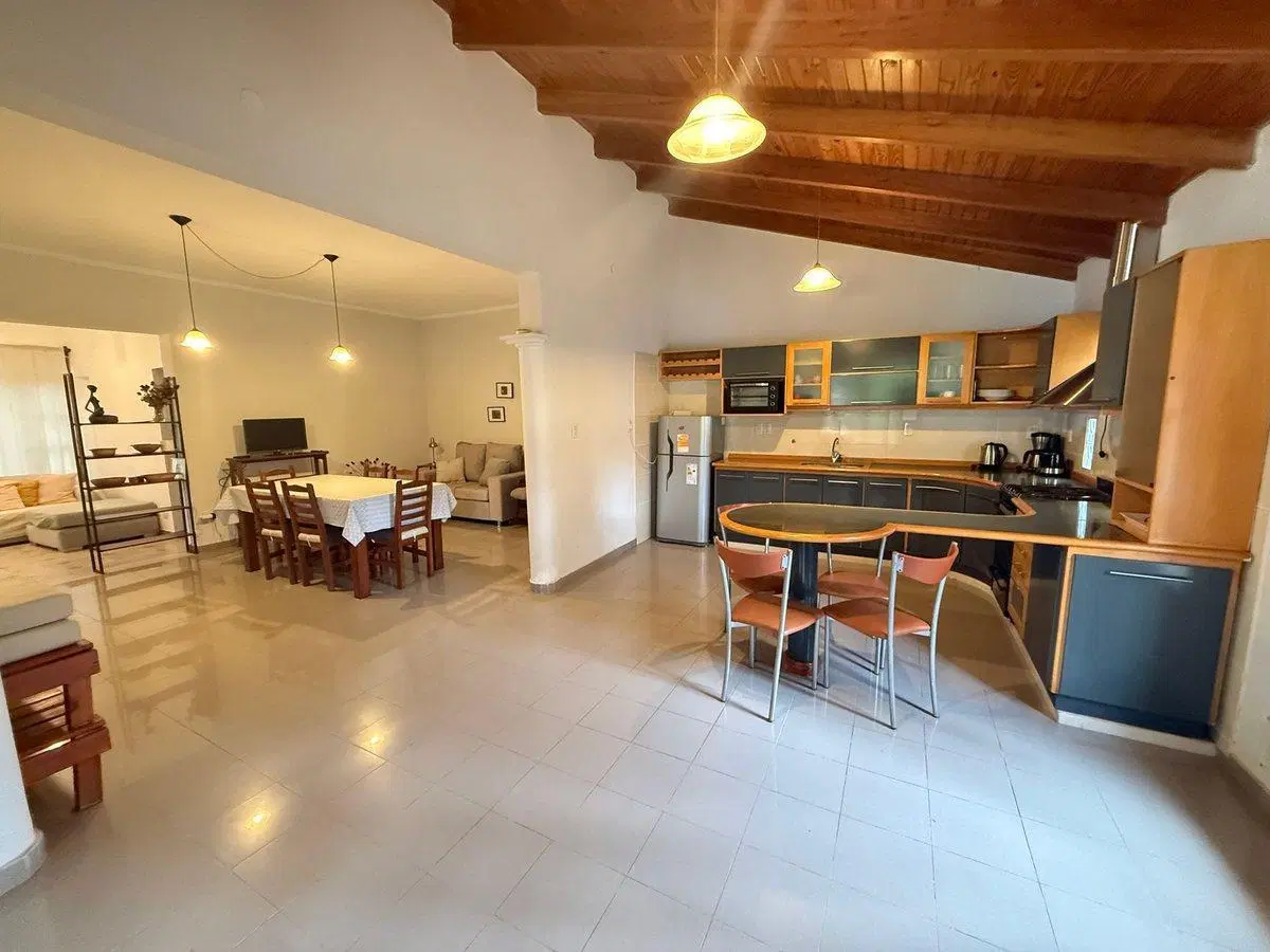 VENTA/CASA RETASADA/LOS ALAMOS/SERVICIOS/CRÉDITO 2