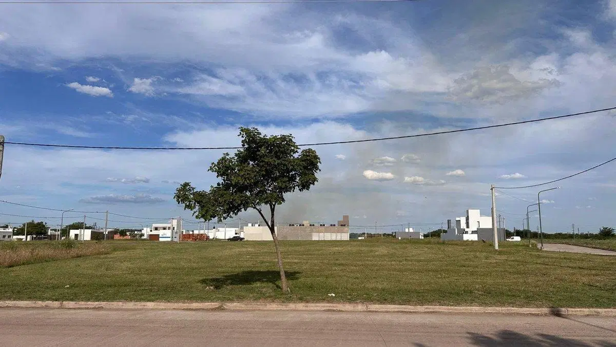REMAX VENDE / LOTE ESCRITURABLE /ZONA SUR 2