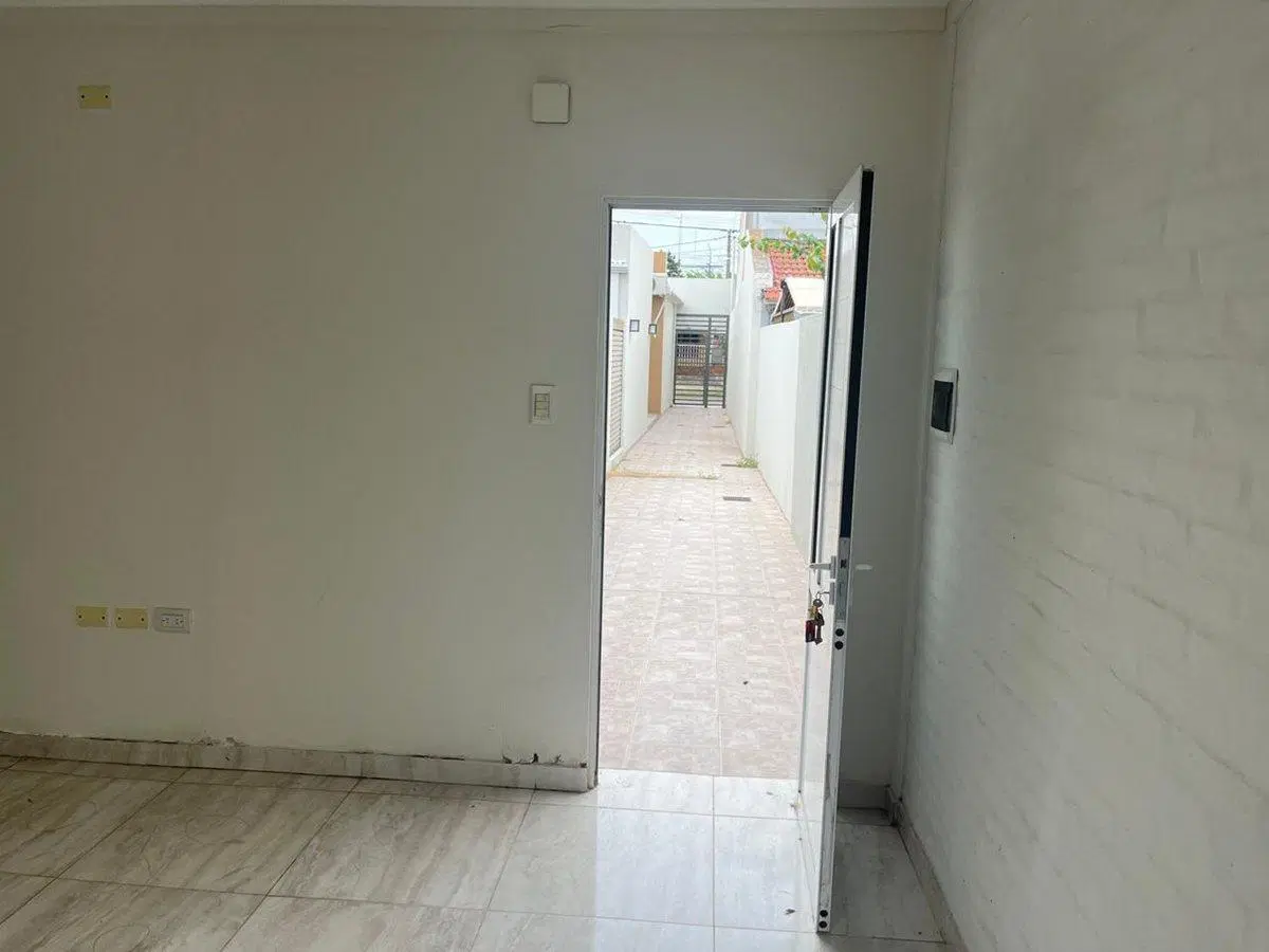 VENTA DE DEPARTAMENTO CON PATIO/apto credito 2