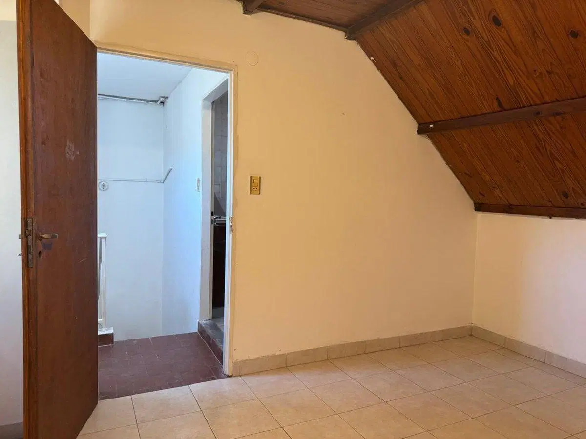 VENTA / DEPARTAMENTO / 3 DORMITORIOS/SERVICIOS 2