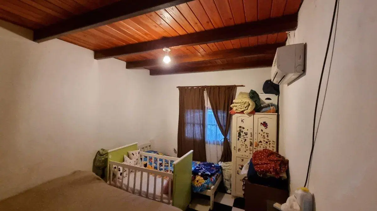 VENTA / CASA CON GALPÓN / GAS NATURAL / CRÉDITO 3