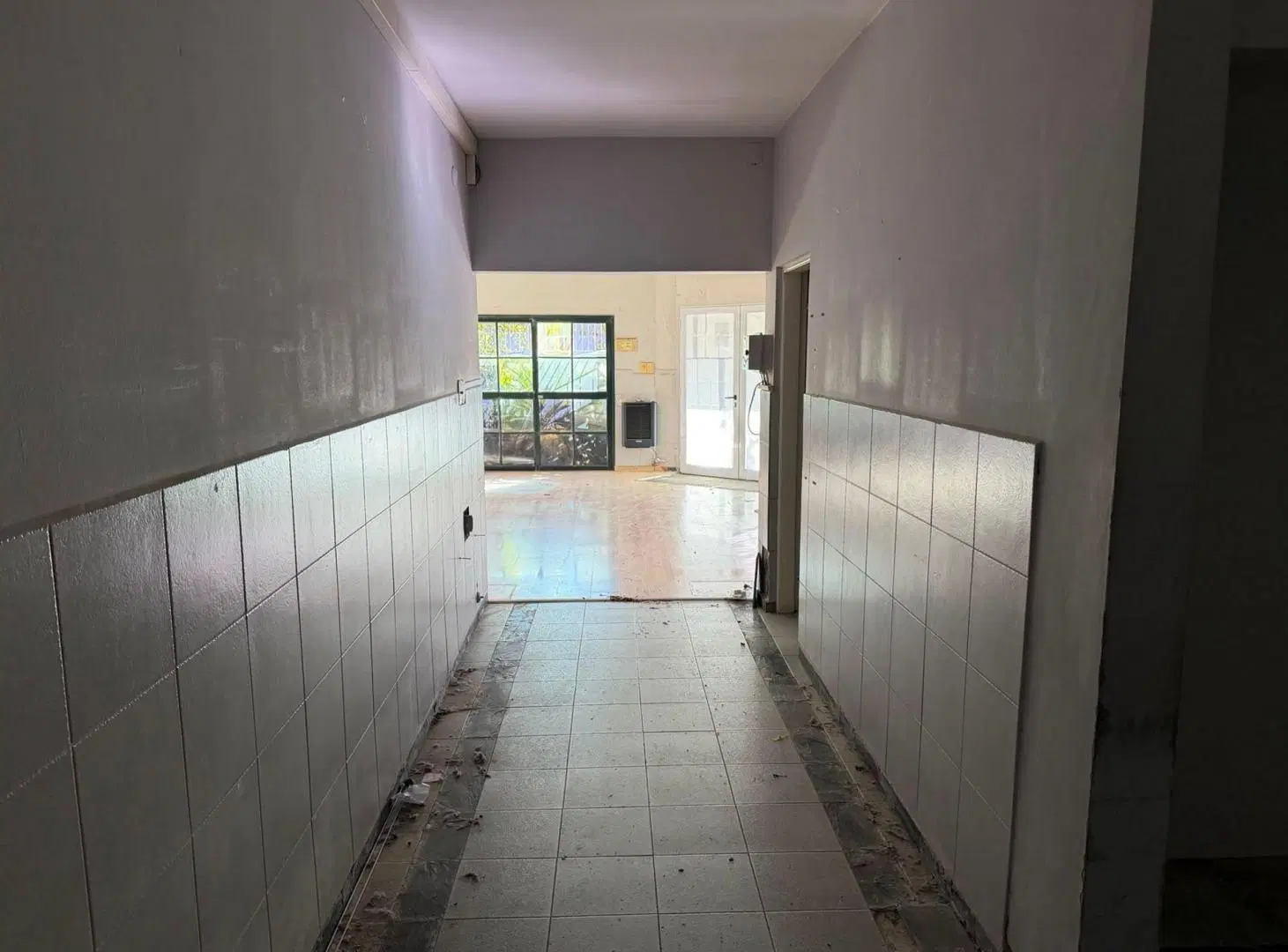 VENTA / LOCAL/IDEAL CONSULTORIOS MEDICOS U OFICINA 4