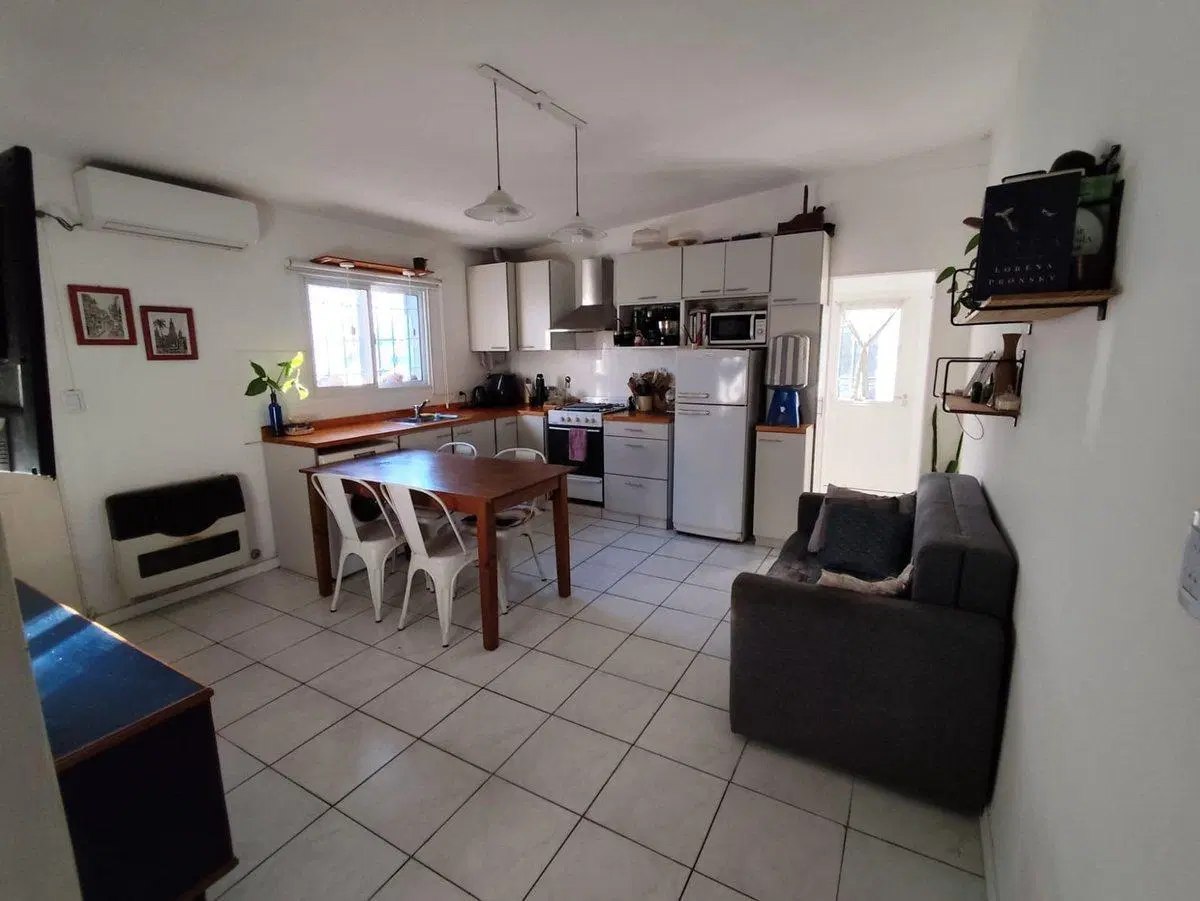 VENTA/ CASA FAMILIAR Y DPTO INTERNO /A. CREDITO 8