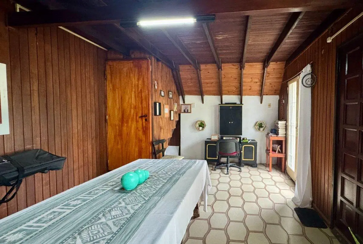 VENTA CASA 2 DORM/SERVICIOS/PATIO/COCHERA 5