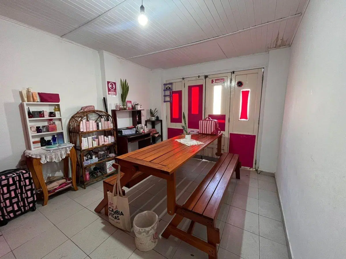 VENTA/CASA/3 DORMITORIOS/COCHERA. 3