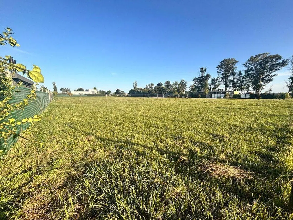 VENTA / LOTE / JOCKEY CLUB / RAFAELA 4