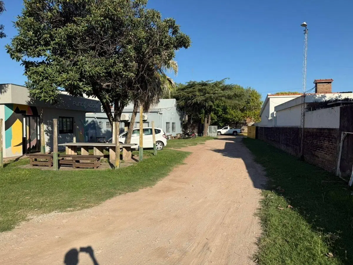 VENTA IMPORTANTE PROPIEDAD EN PILAR 5